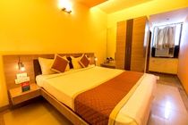 Zo Adarsh Nagar Hotel
